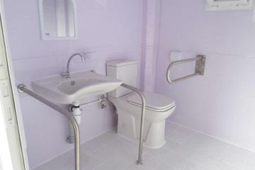 Wheelchair Mobile Toilet 215 x 215  cm